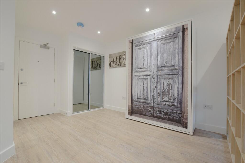 Additional property image - High Street, Colchester, Essex, CO1