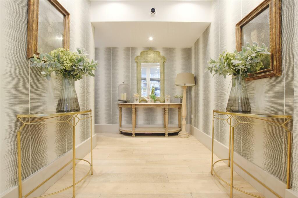 Additional property image - High Street, Colchester, Essex, CO1
