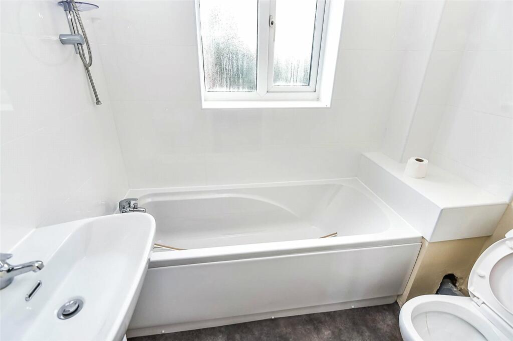 Additional property image - Kestrel Close, Erdington, Birmingham, West Midlands, B23