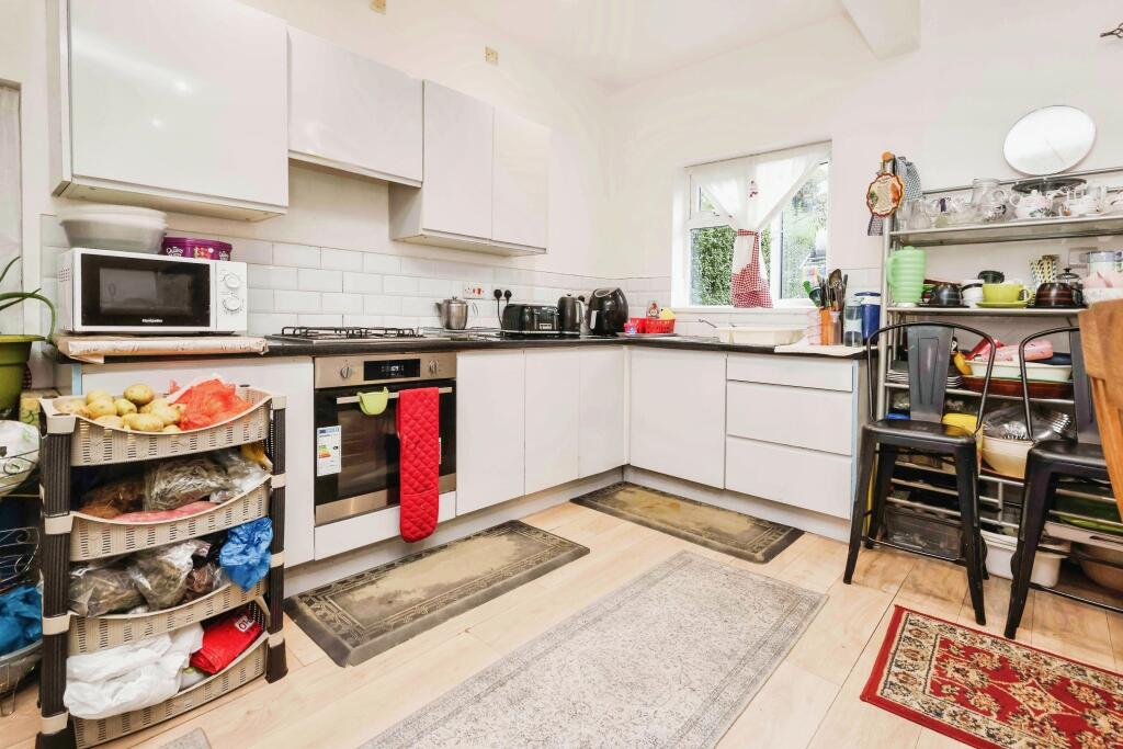 Additional property image - Erdington Hall Road, Birmingham, West Midlands, B24
