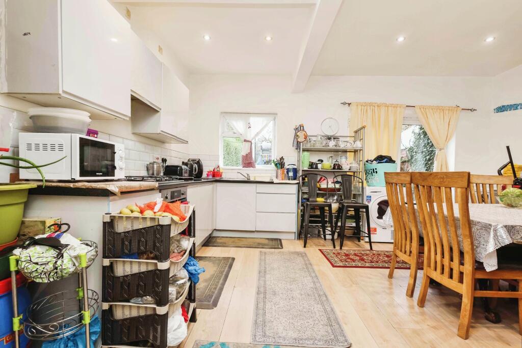 Additional property image - Erdington Hall Road, Birmingham, West Midlands, B24