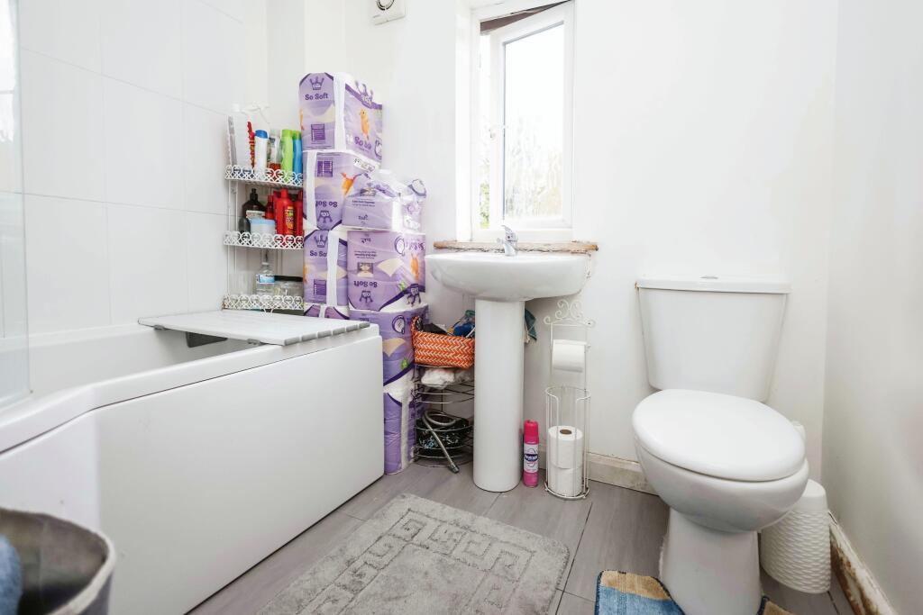 Additional property image - Erdington Hall Road, Birmingham, West Midlands, B24