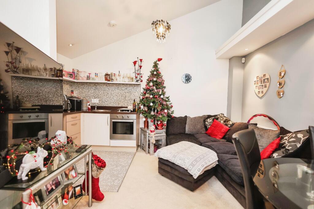 Additional property image - Yatesbury Avenue, Birmingham, West Midlands, B35