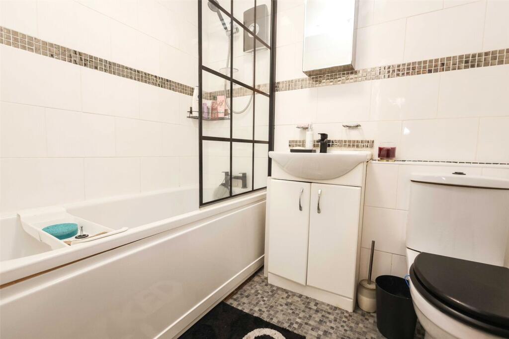 Additional property image - Lakeside Walk, BIRMINGHAM, West Midlands, B23