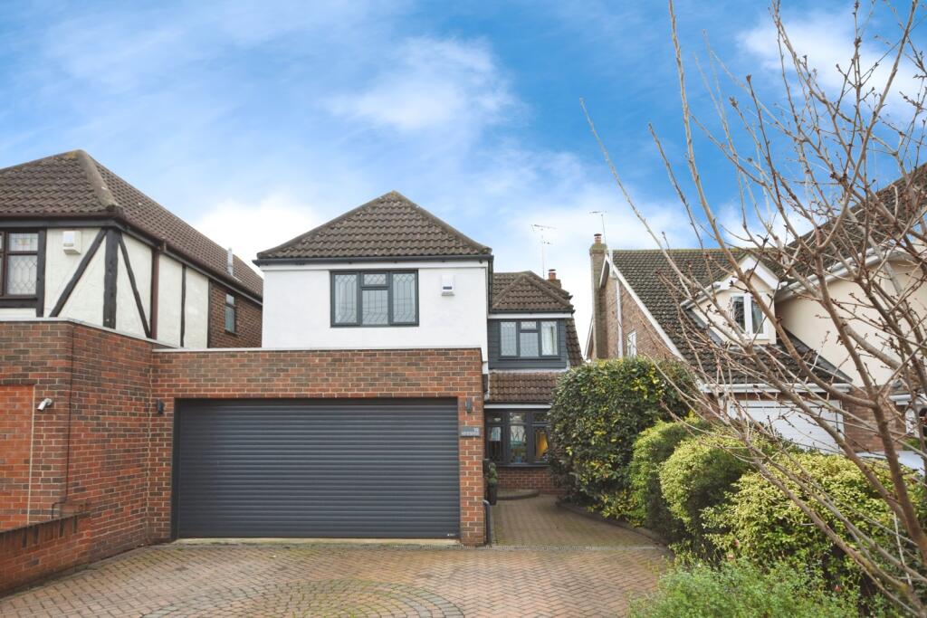 Main image of property: High Elms Road, Hullbridge, Hockley, Essex, SS5