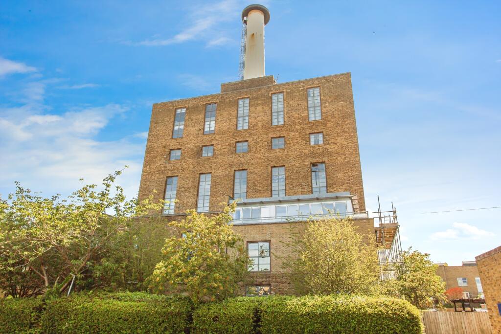 Main image of property: Rochford Lofts, Pollards Close, Rochford, Essex, SS4