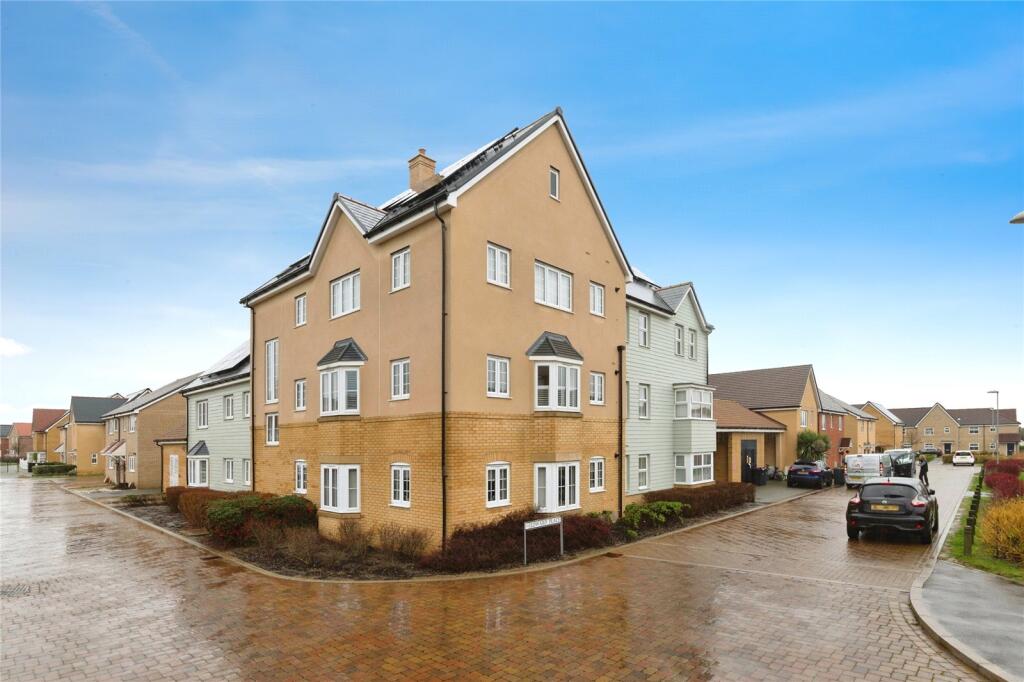 Main image of property: Henry Crescent, Rochford, Essex, SS4