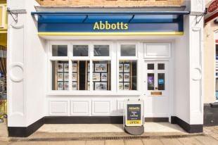 Abbotts, Rochfordbranch details