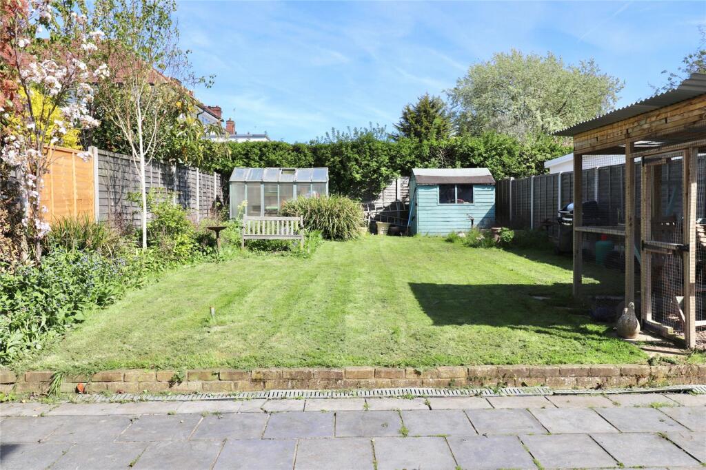 4 bedroom semidetached house for sale in Thorpe Hall Avenue, Thorpe Bay, Essex, SS1