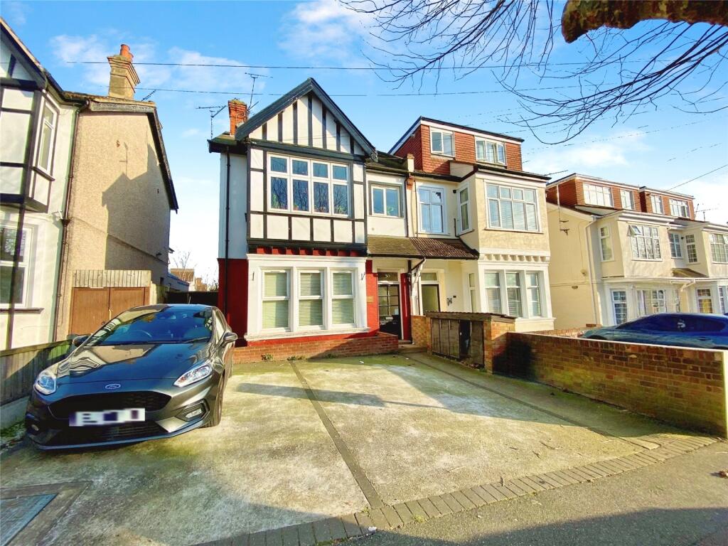 Main image of property: Manor Road, Westcliff-on-Sea, Essex, SS0
