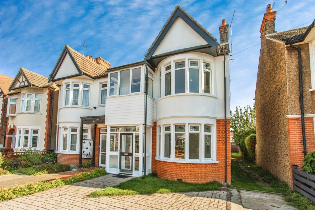 Main image of property: Ilfracombe Road, Southend-on-Sea, Essex, SS2