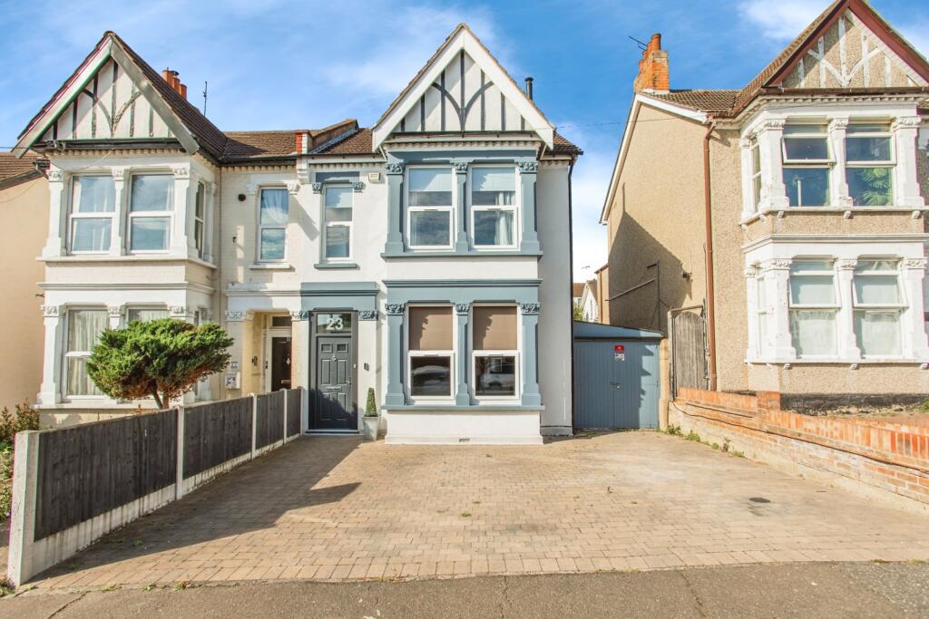Main image of property: Honiton Road, Southend-on-Sea, Essex, SS1