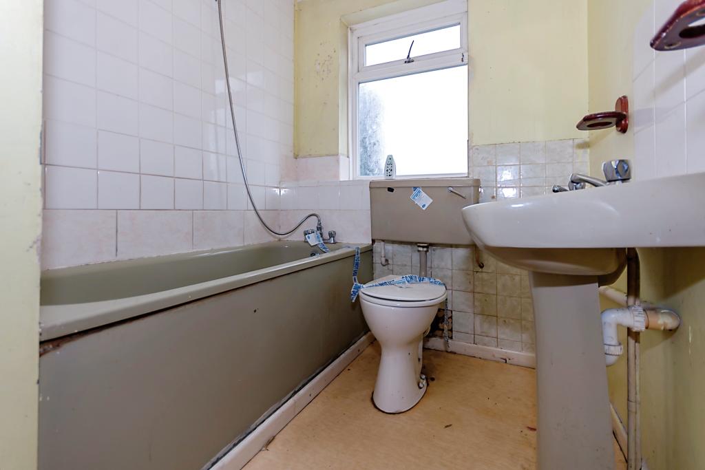2 bedroom terraced house for sale in Newland Road, Birmingham, West