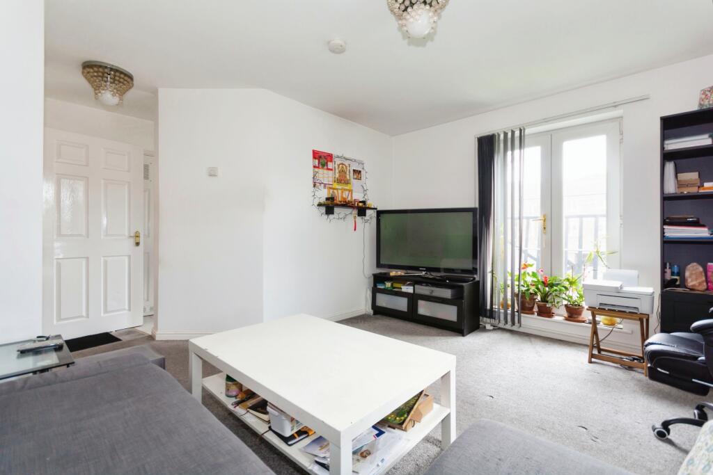 Additional property image - Collingtree Court, Solihull, West Midlands, B92