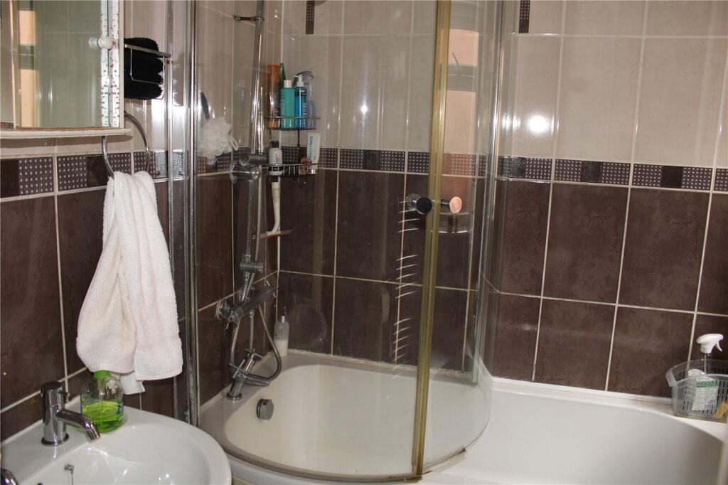 Additional property image - Wash Lane, Birmingham, West Midlands, B25
