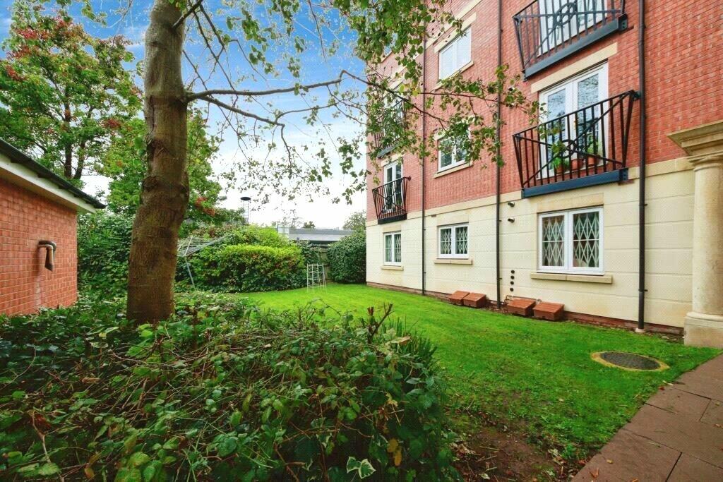 Additional property image - Collingtree Court, Solihull, West Midlands, B92