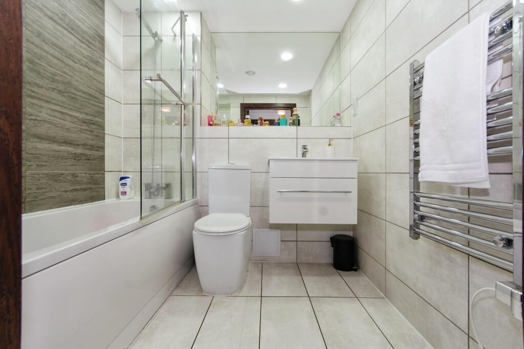 Additional property image - New Coventry Road, Birmingham, West Midlands, B26