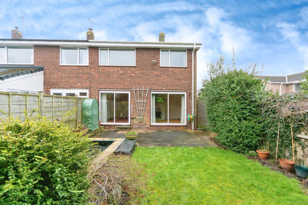 Additional property image - Ashorne Close, Hall Green, Birmingham, West Midlands, B28