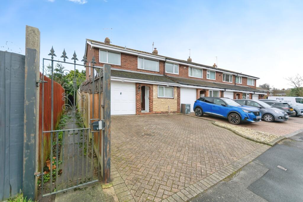Additional property image - Ashorne Close, Hall Green, Birmingham, West Midlands, B28