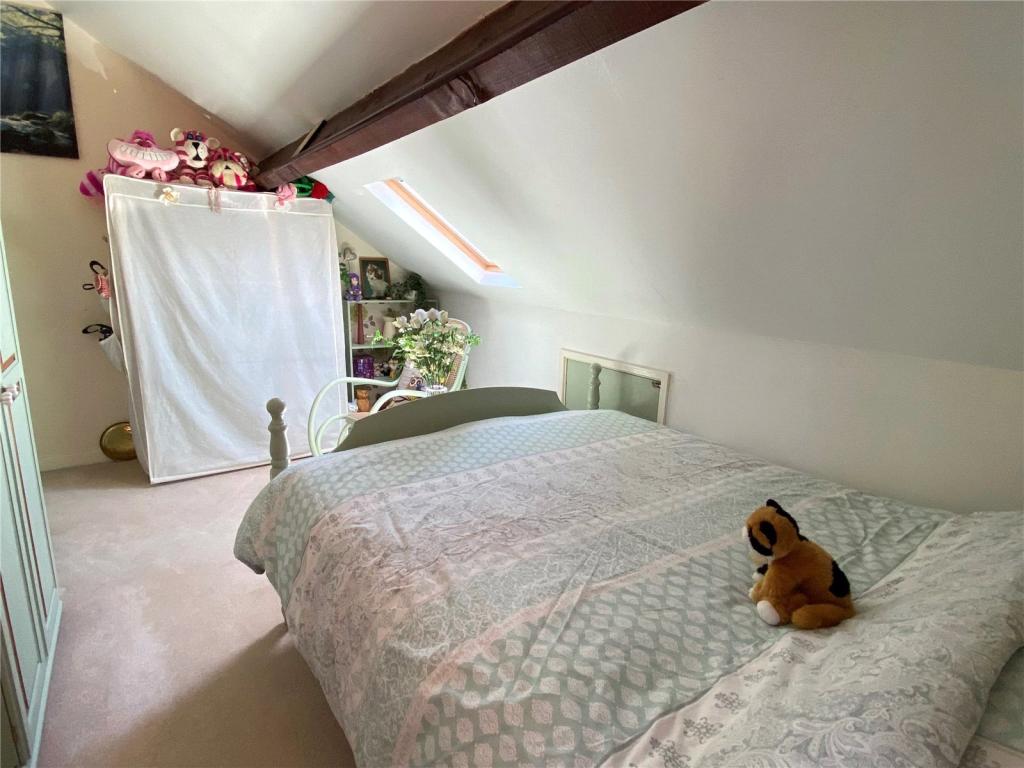 4 bedroom detached house for sale in Watling Street, Grendon