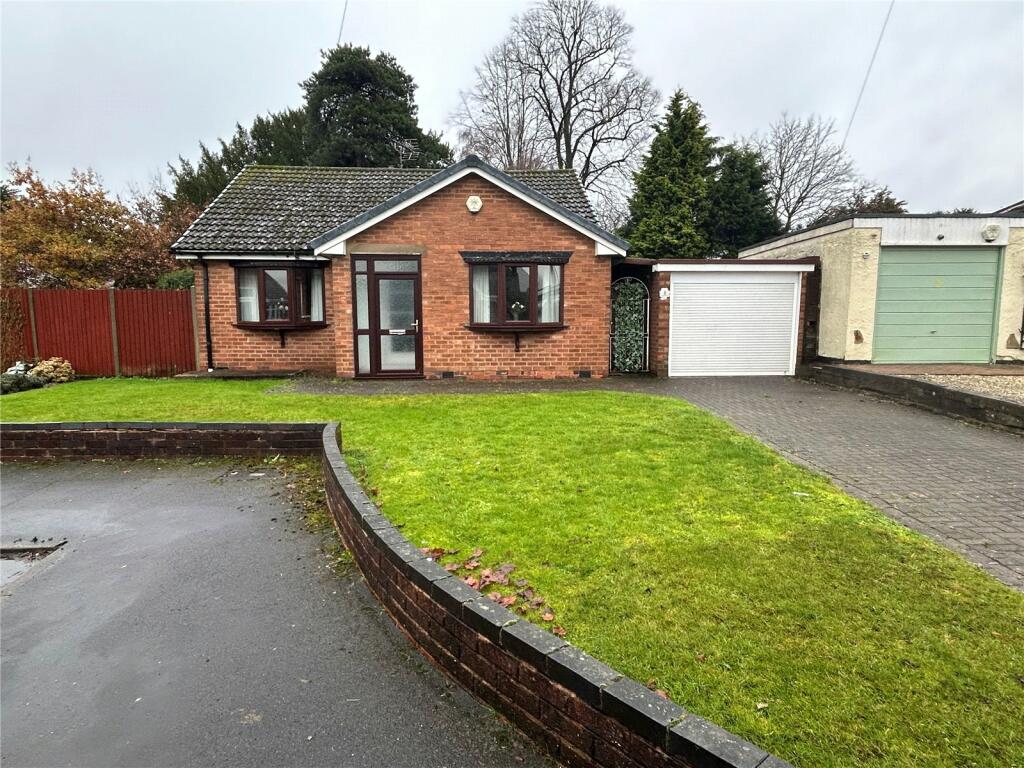 1 bedroom bungalow for sale in Wiclif Way, Nuneaton, Warwickshire, CV10
