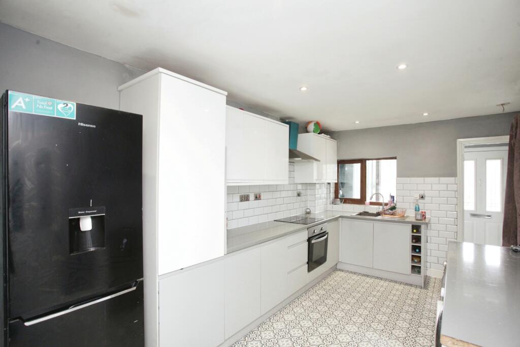 Additional property image - Westwood Crescent, Atherstone, Warwickshire, CV9