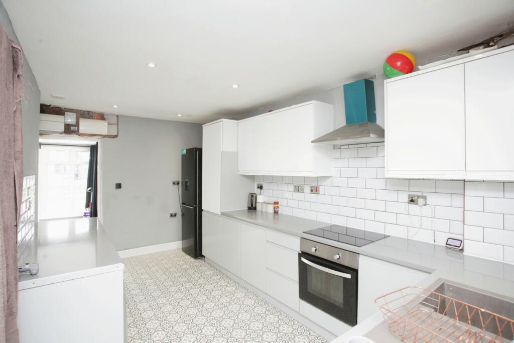 Additional property image - Westwood Crescent, Atherstone, Warwickshire, CV9