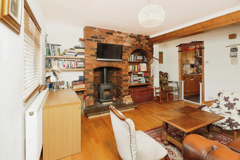 Additional property image - Ridge Lane, Oldbury, Nuneaton, Warwickshire, CV10