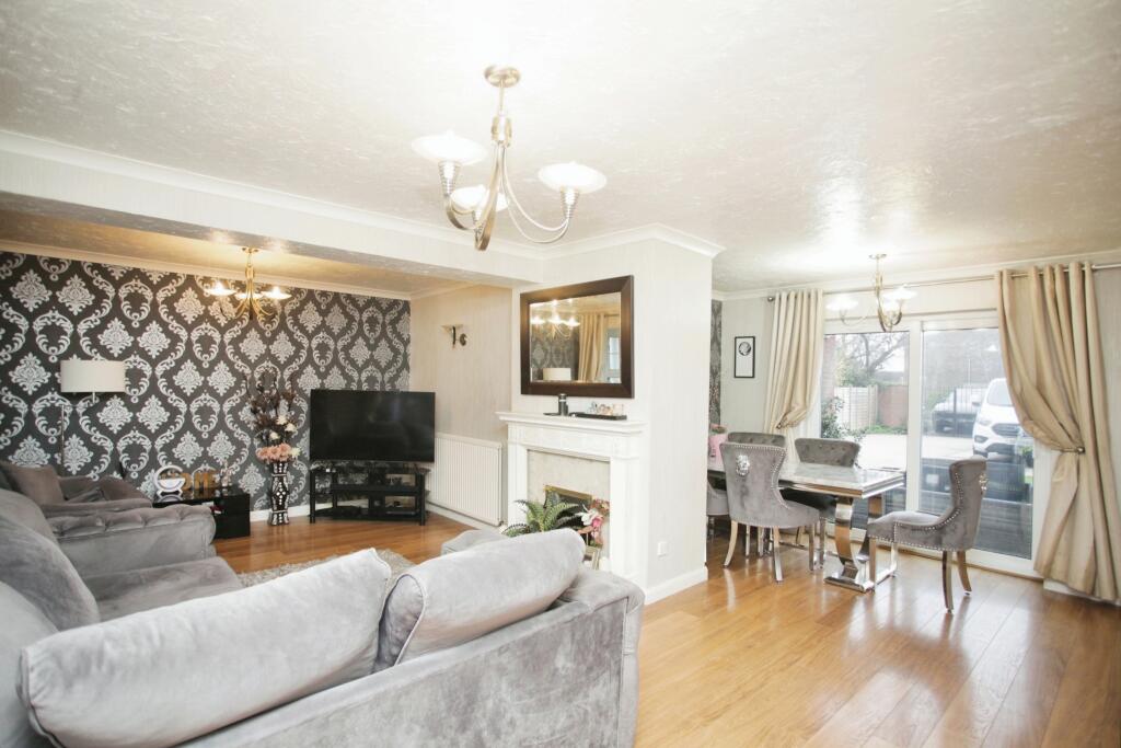 Additional property image - Pallett Drive, Nuneaton, Warwickshire, CV11