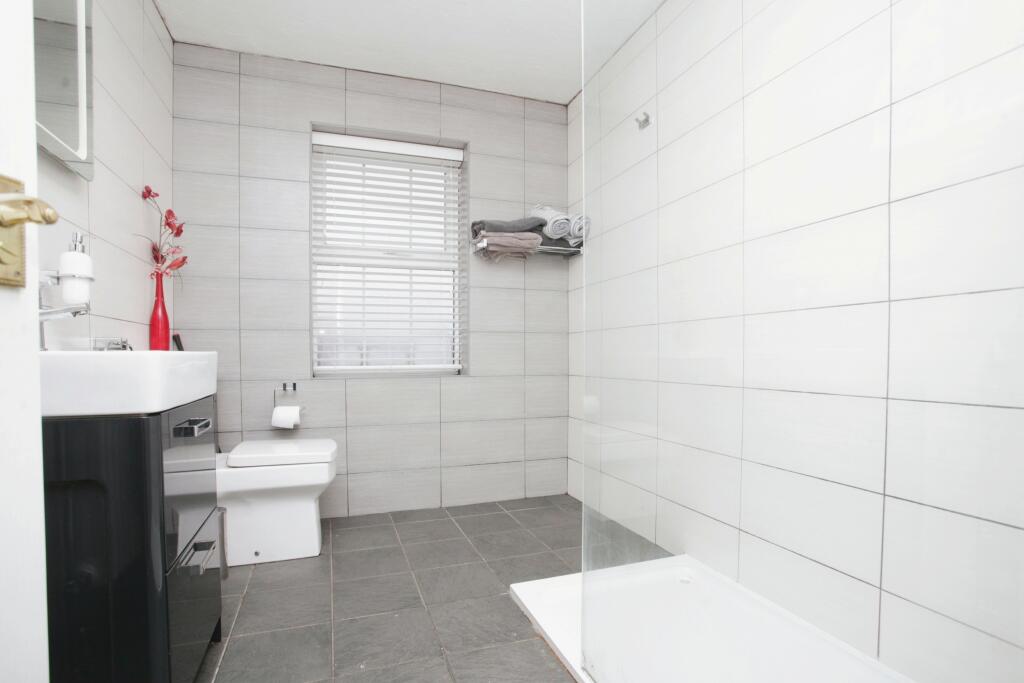 Additional property image - Pallett Drive, Nuneaton, Warwickshire, CV11