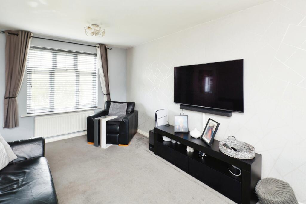 Additional property image - Sunflower Drive, Nuneaton, Warwickshire, CV10
