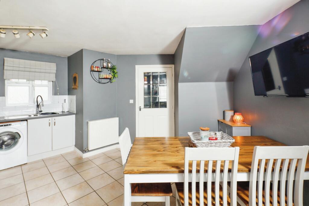 Additional property image - Sunflower Drive, Nuneaton, Warwickshire, CV10