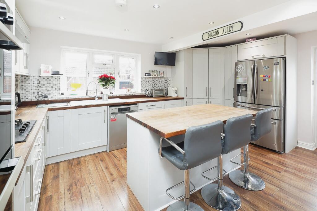 Additional property image - Mill Race View, Atherstone, Warwickshire, CV9