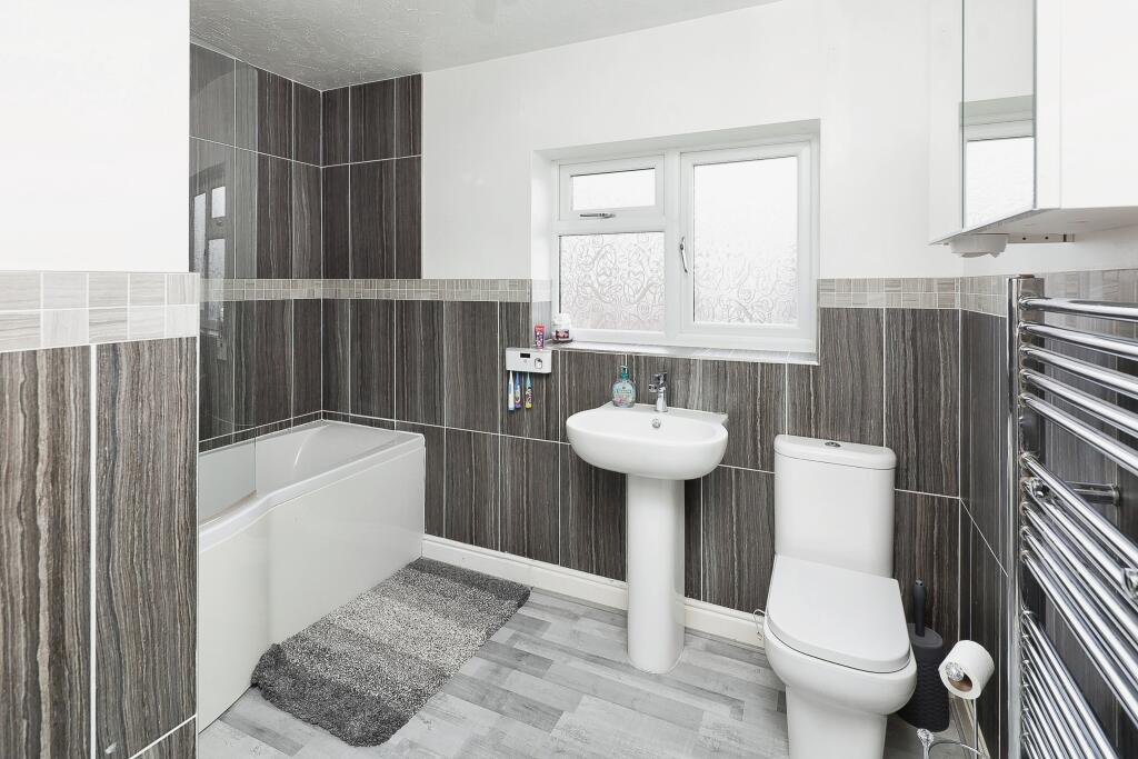Additional property image - Mill Race View, Atherstone, Warwickshire, CV9