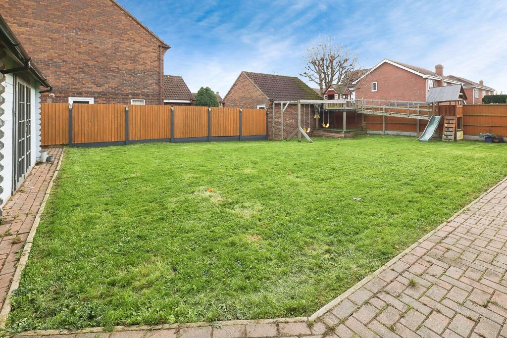Additional property image - Mill Race View, Atherstone, Warwickshire, CV9