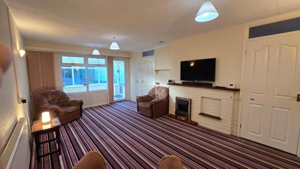 Additional property image - Fair Isle Drive, Nuneaton, Warwickshire, CV10