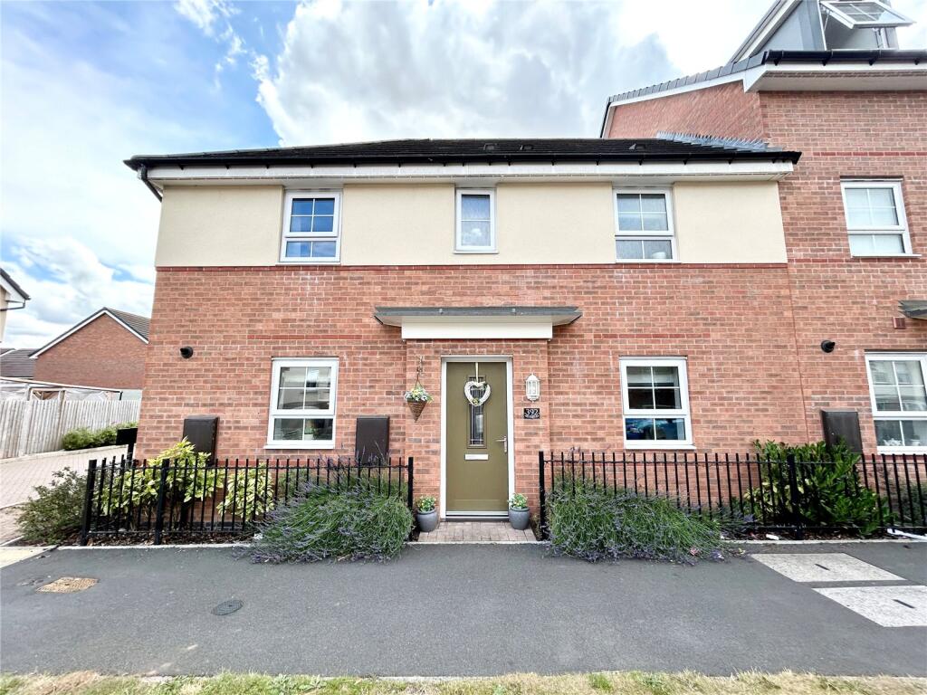 Main image of property: Queen Elizabeth Road, Nuneaton, Warwickshire, CV10