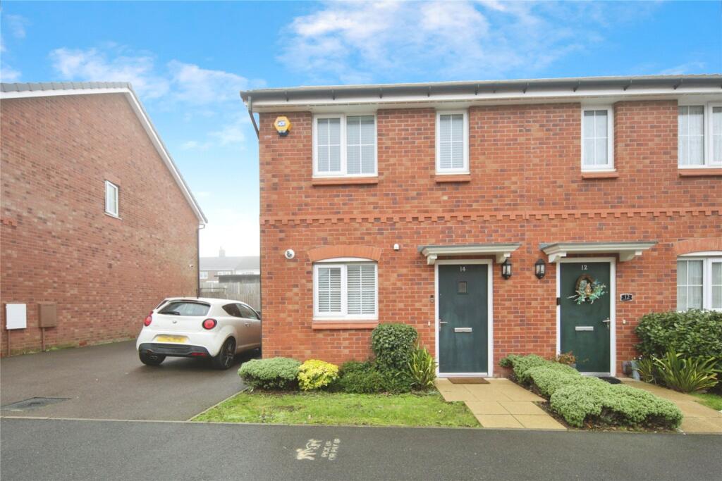 Main image of property: Dolly Tub Lane, Nuneaton, Warwickshire, CV10