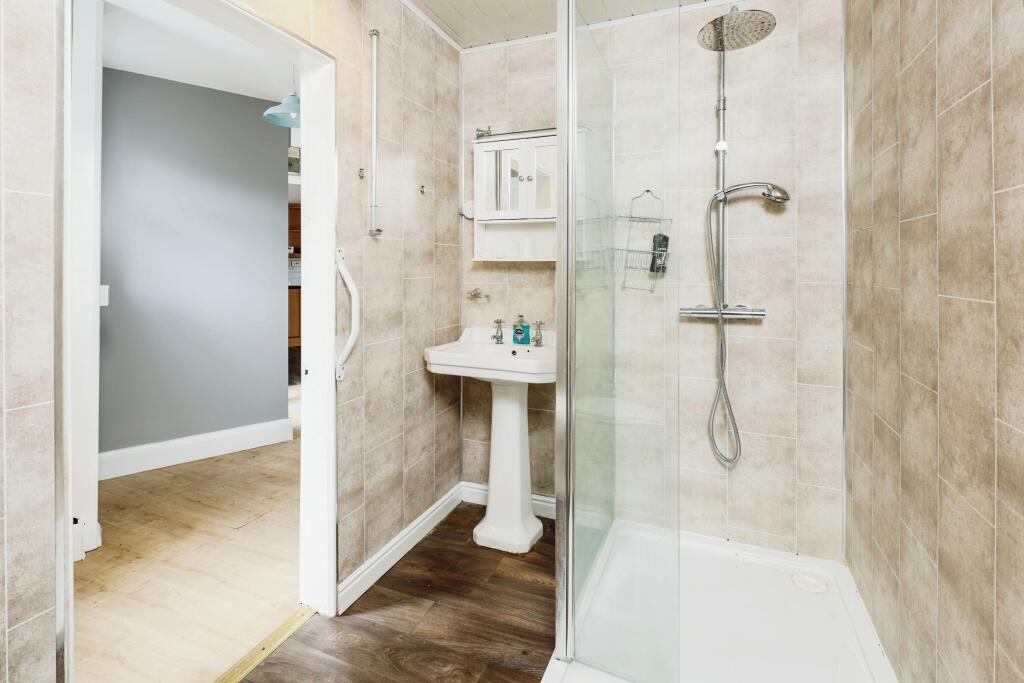 Additional property image - Oldbury Road, Nuneaton, Warwickshire, CV10