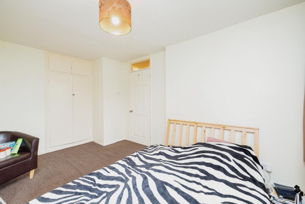 2 bedroom for sale in Bretch Hill, Banbury, Oxfordshire, OX16
