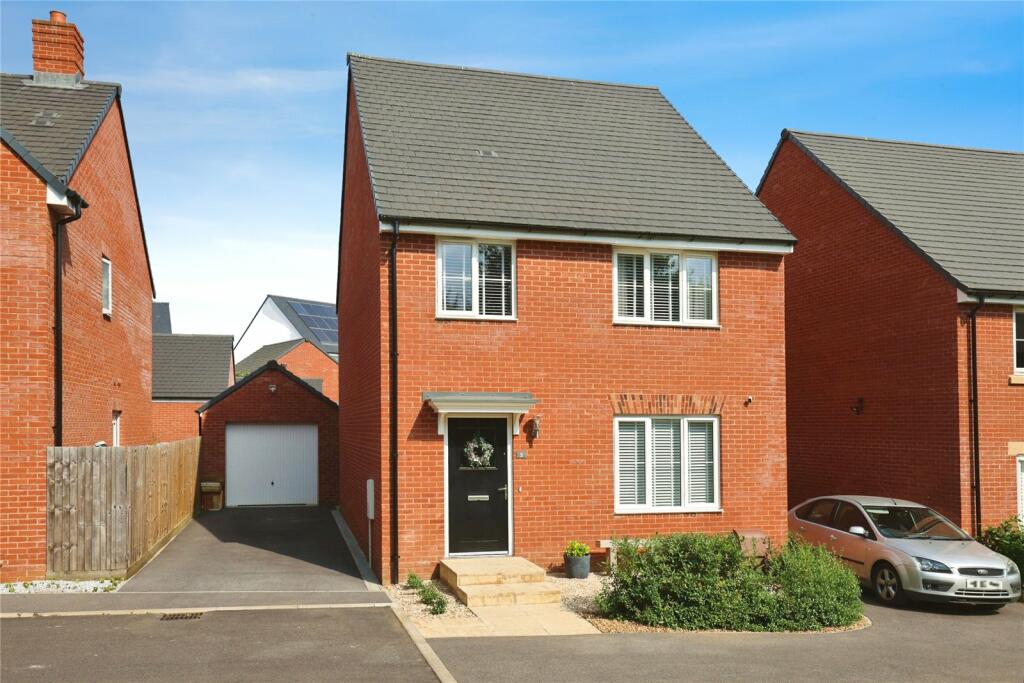 Main image of property: Jones Way, Banbury, Cherwell, OX16