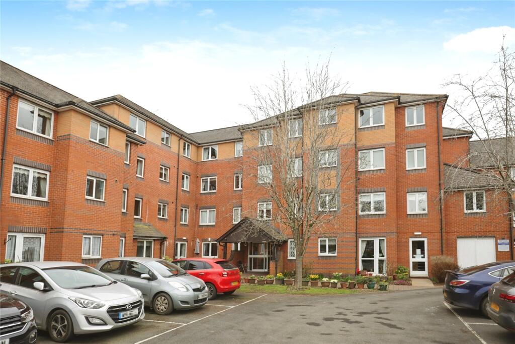 Main image of property: Britannia Road, Banbury, Oxfordshire, OX16