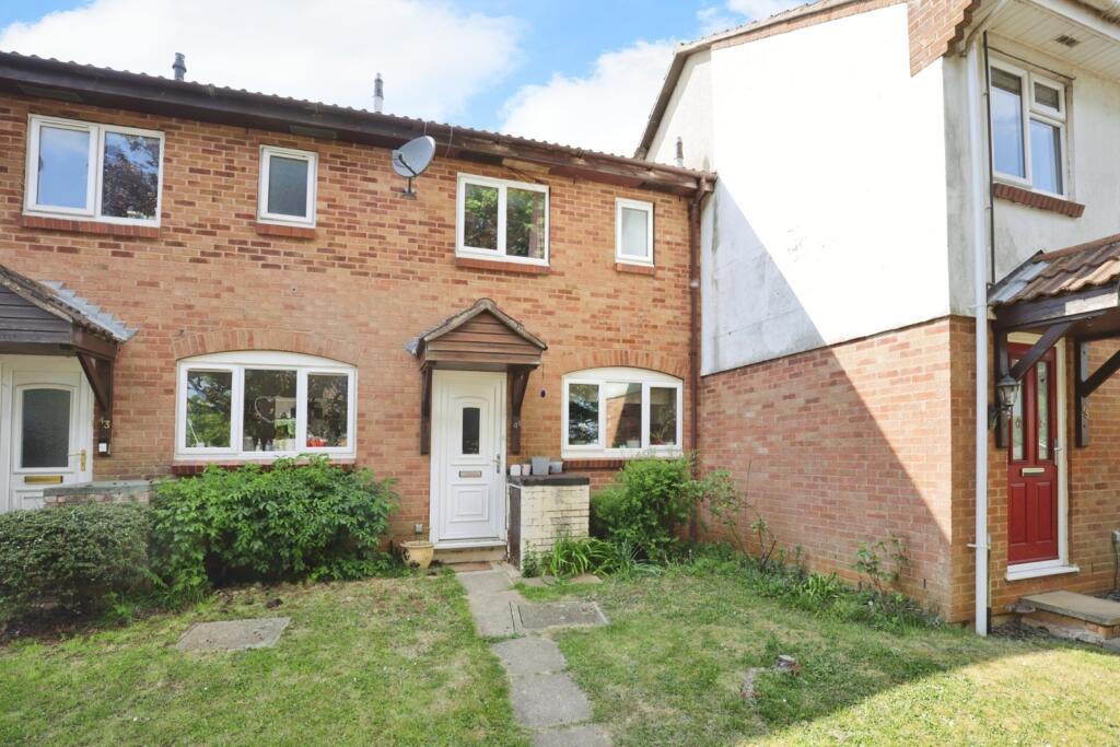 Main image of property: Glyndebourne Gardens, Banbury, Oxfordshire, OX16