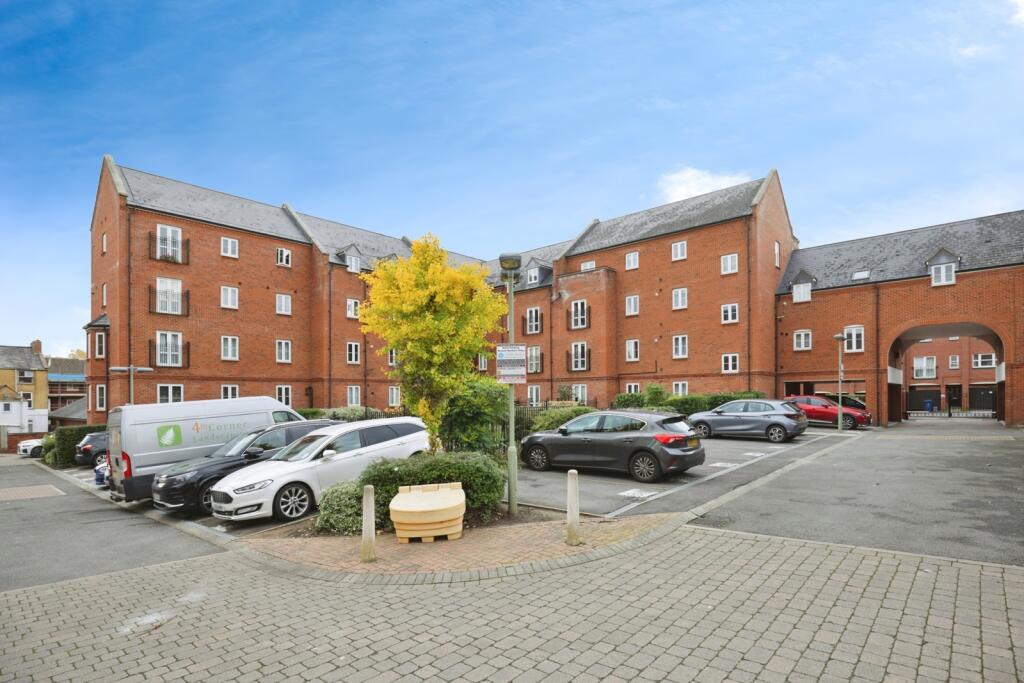 Main image of property: Cherwell Court, Britannia Road, Banbury, Oxfordshire, OX16