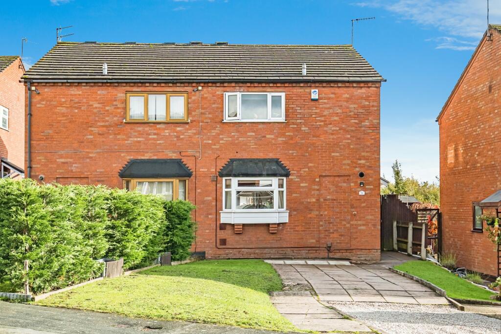 3 bedroom semidetached house for sale in Awbridge Road, Dudley, West