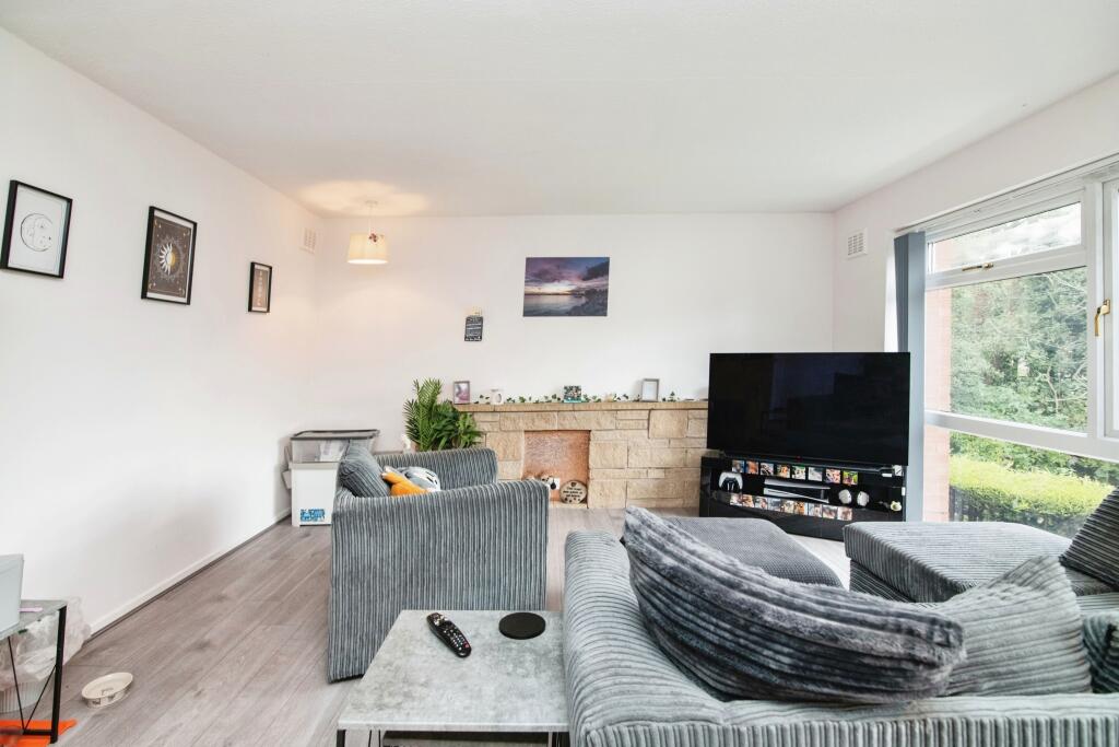 Additional property image - Harden Manor Court, Chadbury Road, Halesowen, West Midlands, B63