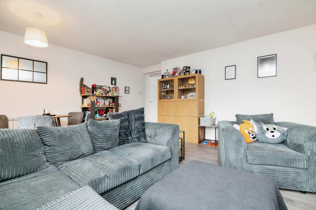 Additional property image - Harden Manor Court, Chadbury Road, Halesowen, West Midlands, B63