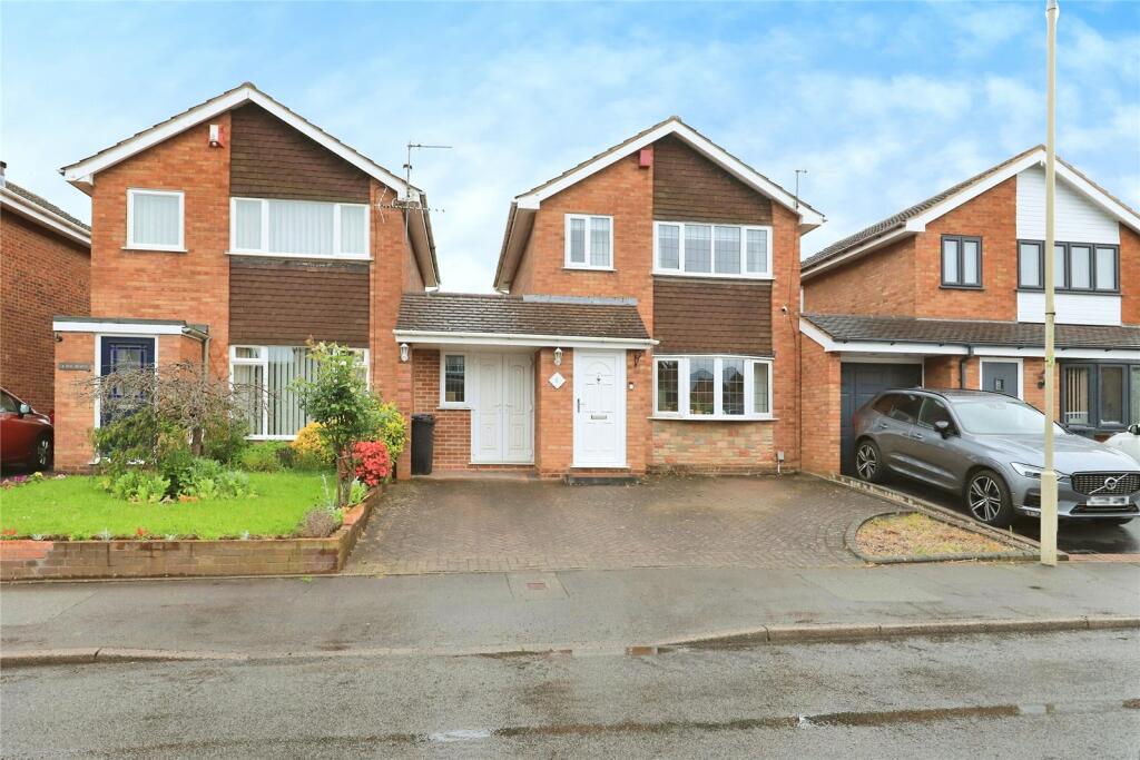 Main image of property: Marine Crescent, Stourbridge, West Midlands, DY8