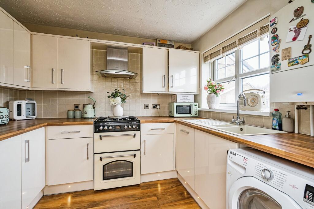 Additional property image - Clifton Street, CRADLEY HEATH, West Midlands, B64