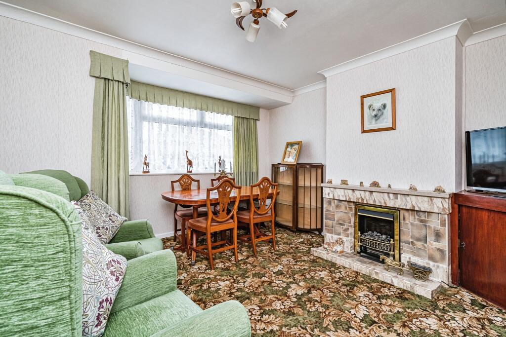 Additional property image - Carol Crescent, Halesowen, West Midlands, B63